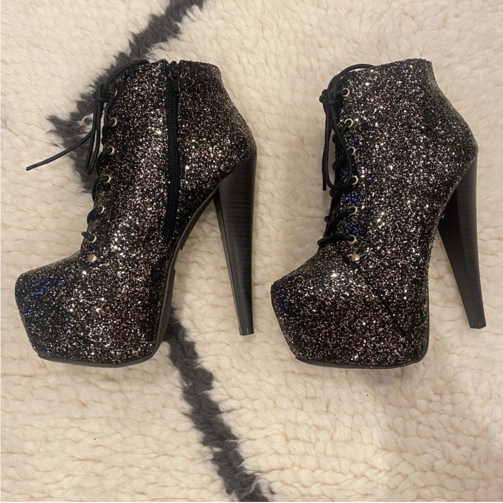 Black Glitter Platform Ankle Boots (NWOT)
